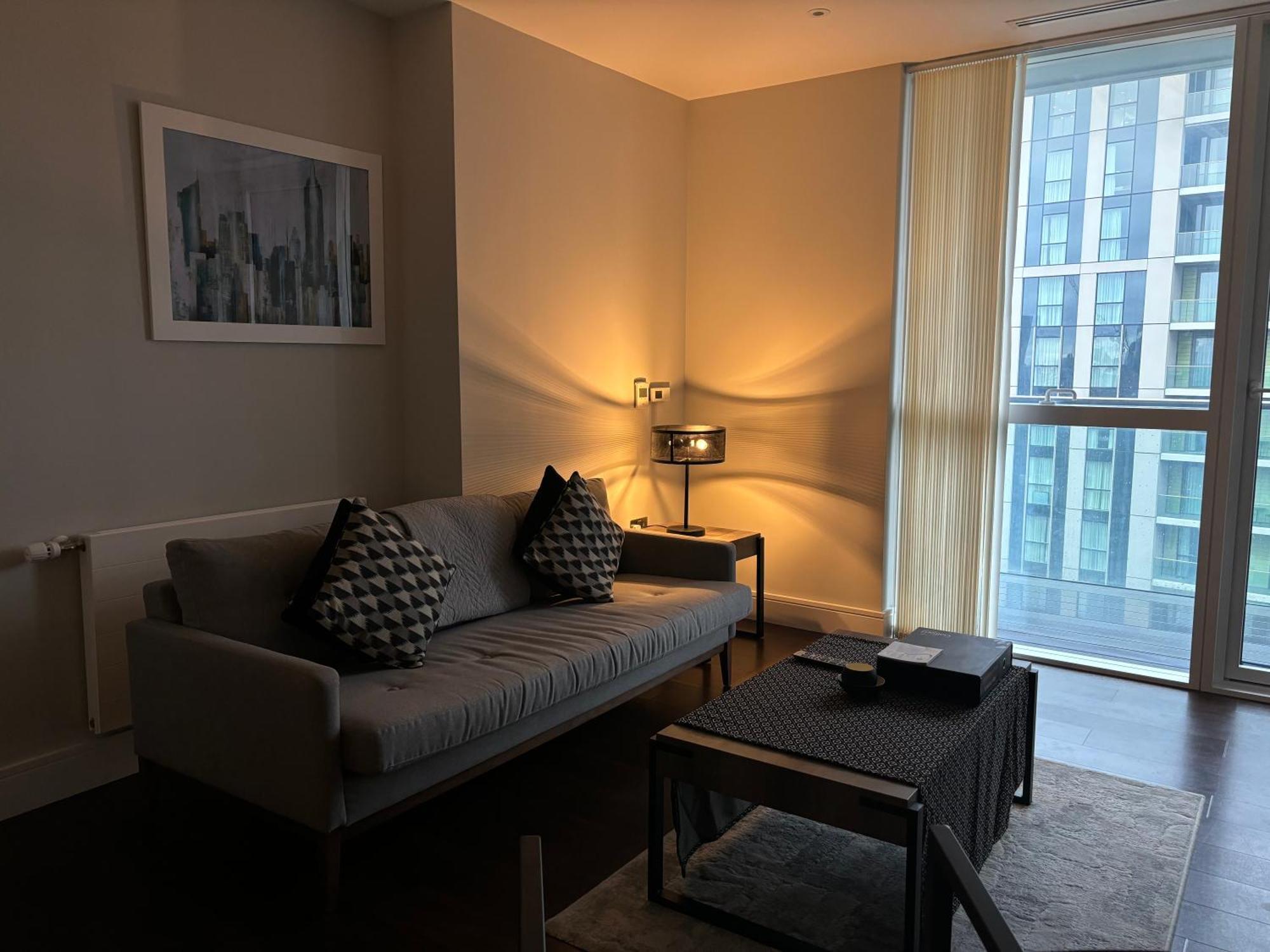 Collection No9 Harbour Way Apartment Лондон Екстериор снимка